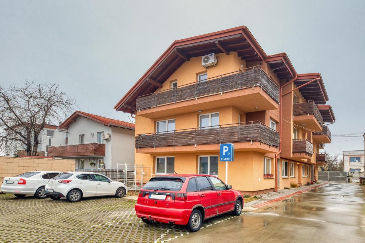 Cutie Apartment Bratislava Exterior photo
